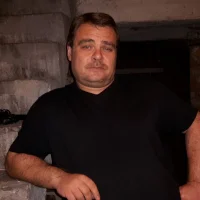 Intimissimo Φωτ, Προφίλ