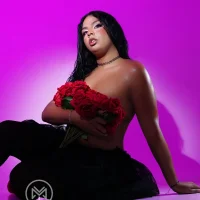 Maia_Hotts Gambar Avatar