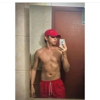 Twinscolom model avatar