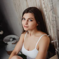 AinsleyBlow's Avatar Pic