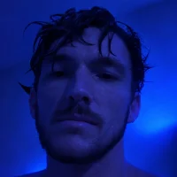 CaughtInMouth 的个人资料图片