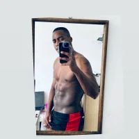 Slika avatara modela EdNocturno