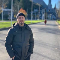 Showshow121's Profile Pic