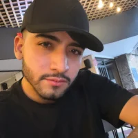 usujua's Profile Pic