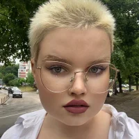 Zdjęcie profilowe modela PlayfulEmmi