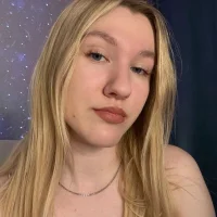 LinaRayy – avatarbillede