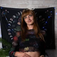 Nikki_Kitten's Profile Pic