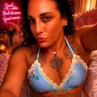 Itsivybelle_filthymilfuk Gambar Avatar