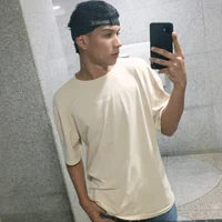 lv323's Profile Pic