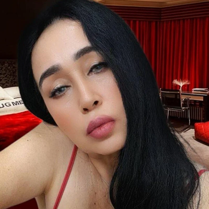 HorniestMilf profile photo