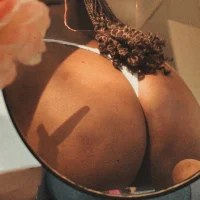 รูปโปรไฟล์ของ Ebonybony1