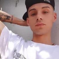 wolfie498's Profile Pic