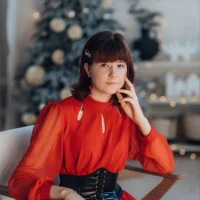 Gambar Avatar LucieCouchenour