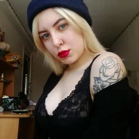 OhRubyPoison Φωτ, Προφίλ