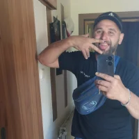 Dokonaly 的個人資料圖片