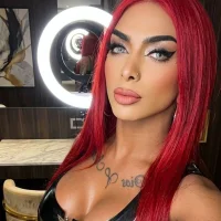 LauraSnake777 아바타 사진