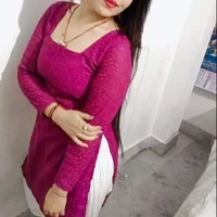 luvpriyaa এর প্রোফাইল ছবি