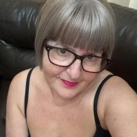 German-Milf-Angie Adlı Modelin Avatarı