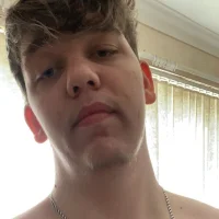 SzR003's Profile Pic