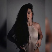 sofhiax's Profile Pic