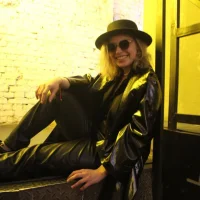 FannyBrickell's Profile Pic