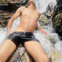 220juan's Profile Pic