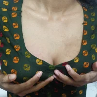 love_line_24 model avatar