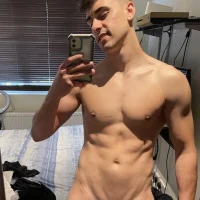 Razvyellow's Profile Pic