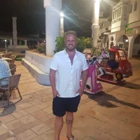 daddyuk25's Profile Pic