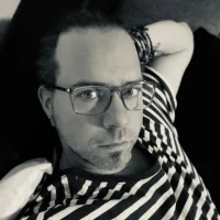 _saeculum_'s Profile Pic