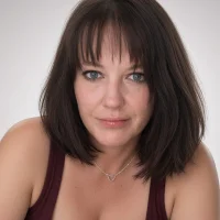 AvaLynnBlue's Avatar Pic
