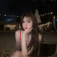 Rose_Linh
