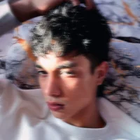 RoughDiamond_'s Avatar Pic