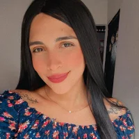 Amely2025 Adlı Modelin Avatarı