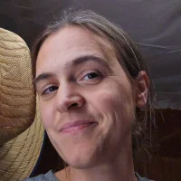 aliceonthebench