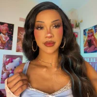 Kittylissi Adlı Modelin Avatarı