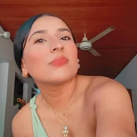 Cata_1988's Profile Pic