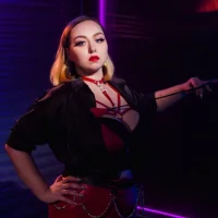 รูปโปรไฟล์ของ MollyCruel