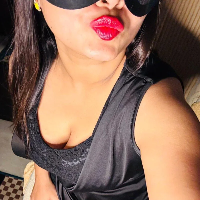 Hornyparii profile photo