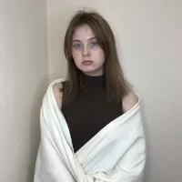 HelenHood's Profile Pic