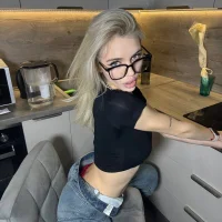 joy_bunny's Profile Pic