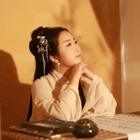 vividbeatrice - Profil Fotoğrafı