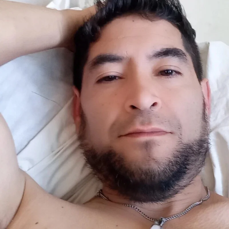 roberts_35 profile photo