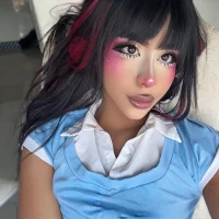 Cute_Roxxy's Avatar Pic