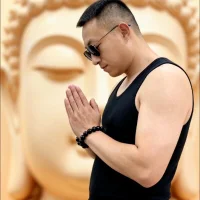 Hutiongking888's Profile Pic