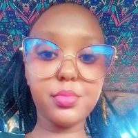 Foto desnuda XXX de Queen001046