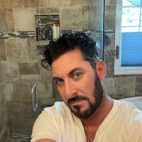 Bigtitluv71182's Avatar Photo