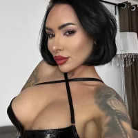 TheaNoire's Profile Pic