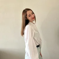 AnneStewart's Profile Pic
