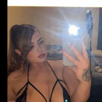 JaneeDoee's Profile Pic